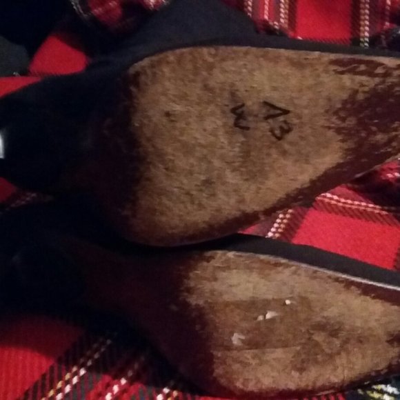 Donald J Pilner Black Fabric Boot - Size 8 - Picture 9 of 10